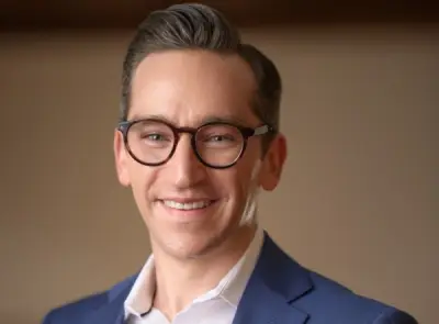 Alliance Theatre names Brandon Kahn as managing director