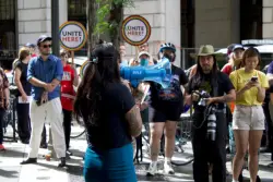 Activists rally in Philadelphia following ICE arrest outside courthouse