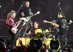 Review: Metallica delivers an unforgettable surprise on Night 2 at Levi’s