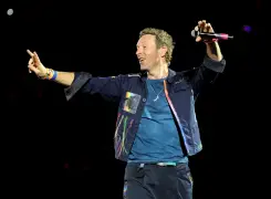 Chris Martin kiss cam catches Astronomer CEO in ‘affair’ at Coldplay show