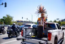 Protesters dance, march to Morgan Hill ICE office for immigrants’ rights