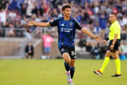 San Jose native Beau Leroux bends it like Beckham, but Earthquakes tie Galaxy in Bruce Arena’s first home Clasico